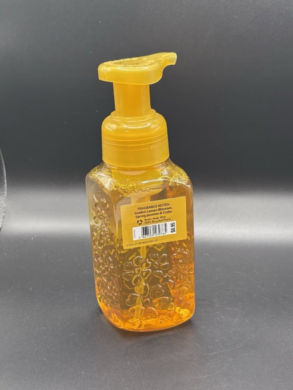 Bath & Body Works Sunny Lemon Orchard Gentle Foaming Hand Soap 8.75 oz Yellow - Picture 2 of 16